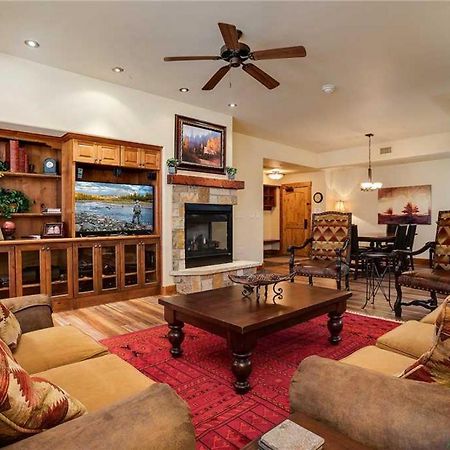 5208 Emerald Lodge, Trappeur'S Crossing 斯廷博特斯普林斯 外观 照片