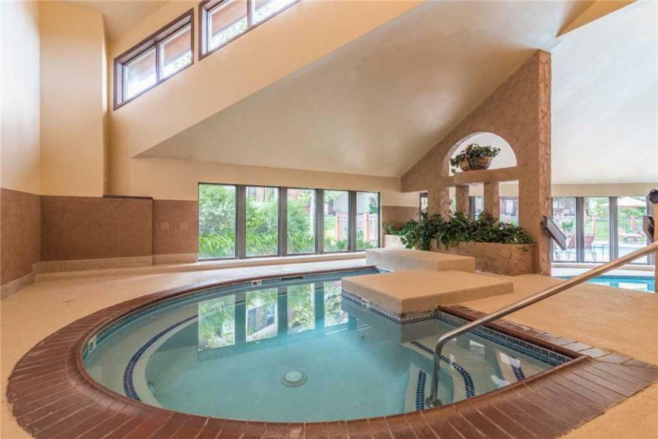 5208 Emerald Lodge, Trappeur'S Crossing 斯廷博特斯普林斯 外观 照片